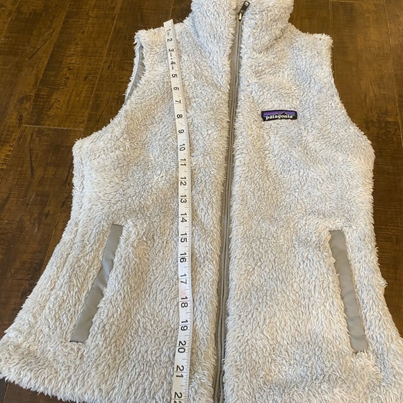 Patagonia Los Gatos Zip up vest - Picture 4 of 11